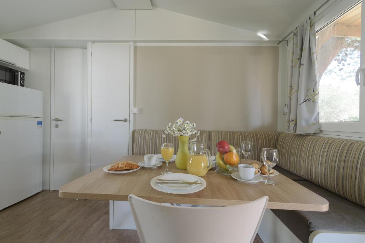 Salve Croatia Mobile Homes In Amadria Park Trogir Seget Vranjica Exterior photo