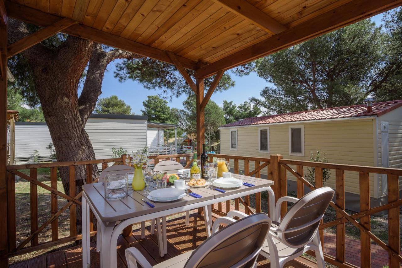 Salve Croatia Mobile Homes In Amadria Park Trogir Seget Vranjica Exterior photo