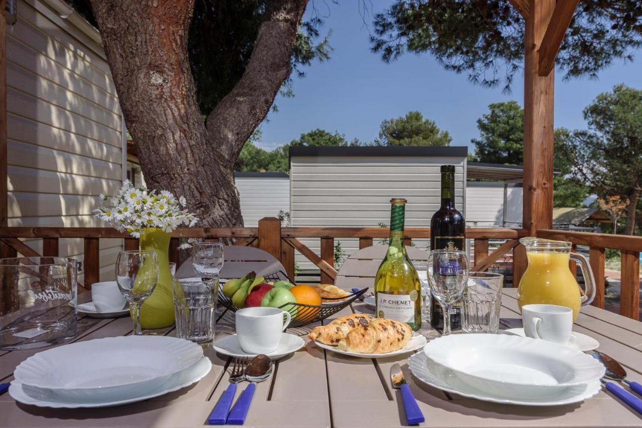 Salve Croatia Mobile Homes In Amadria Park Trogir Seget Vranjica Exterior photo