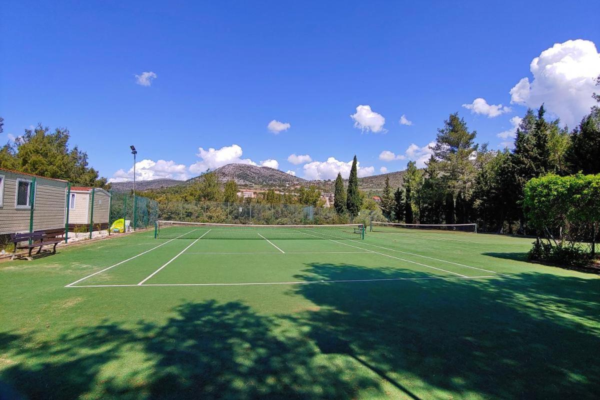 Salve Croatia Mobile Homes In Amadria Park Trogir Seget Vranjica Exterior photo